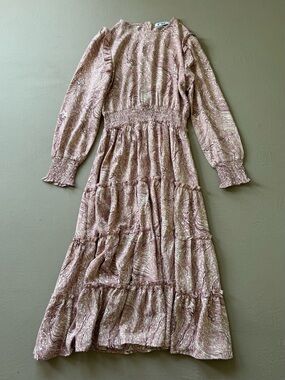 Boutique Pink Marble tiered smocked-waist midi dress